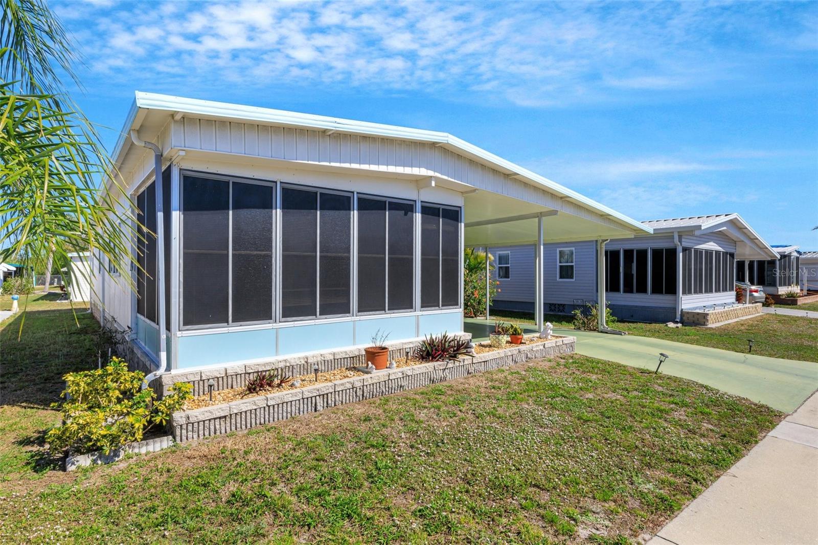 5619 BAYSHORE ROAD 240