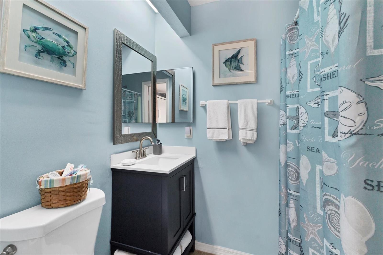 LAKE RIO TWNHMS - Residential