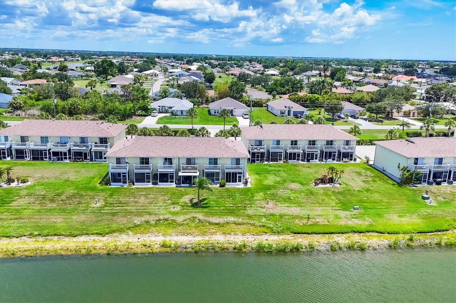 LAKE RIO TWNHMS - Residential