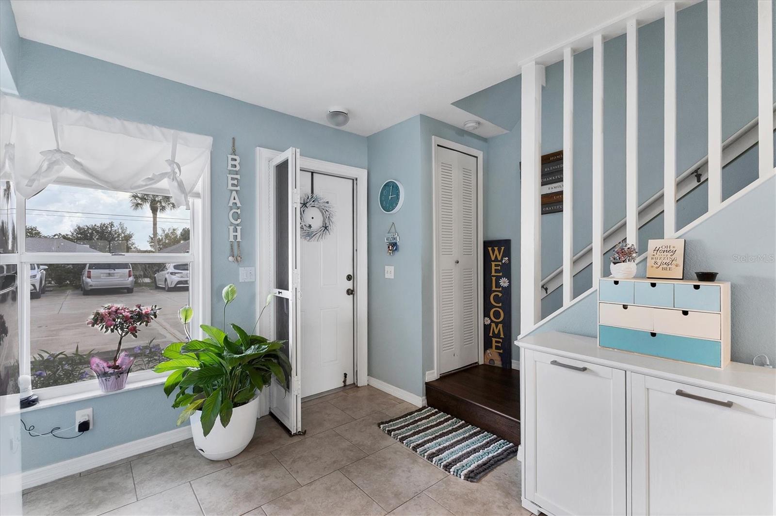 LAKE RIO TWNHMS - Residential