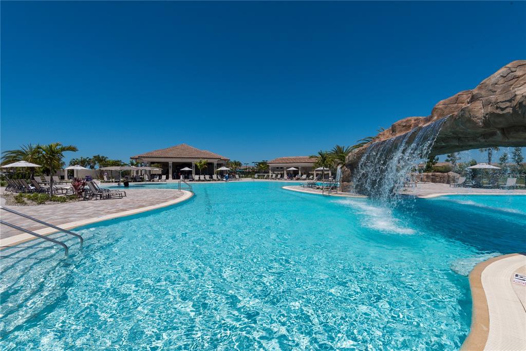 LAKEWOOD NATIONAL - Residential Lease