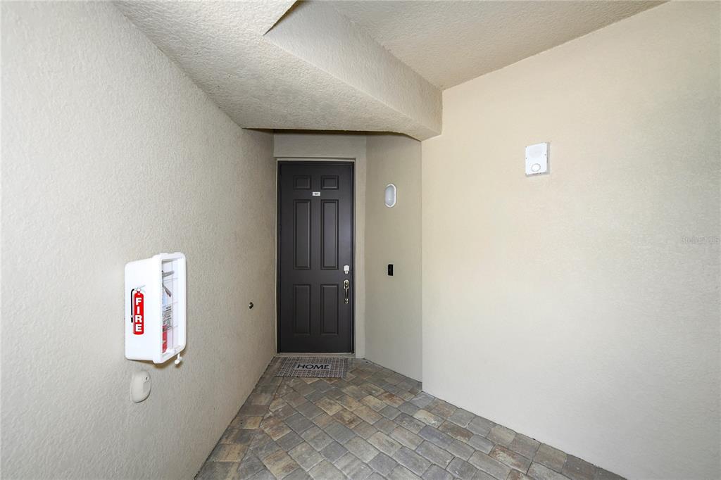 LAKEWOOD NATIONAL - Residential Lease