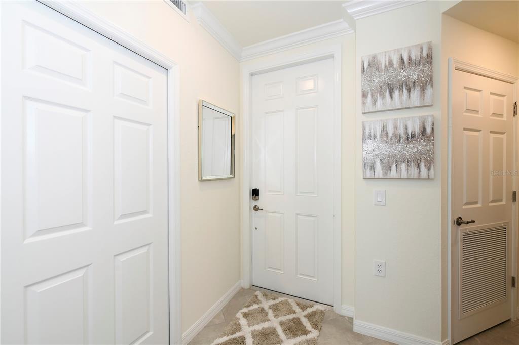 LAKEWOOD NATIONAL - Residential Lease