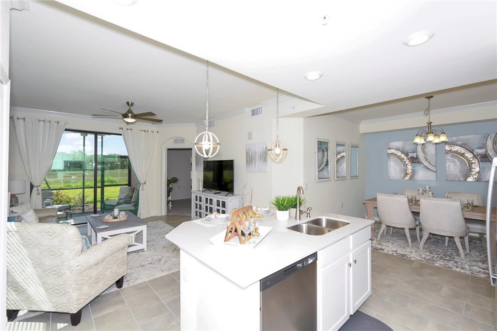 LAKEWOOD NATIONAL - Residential Lease