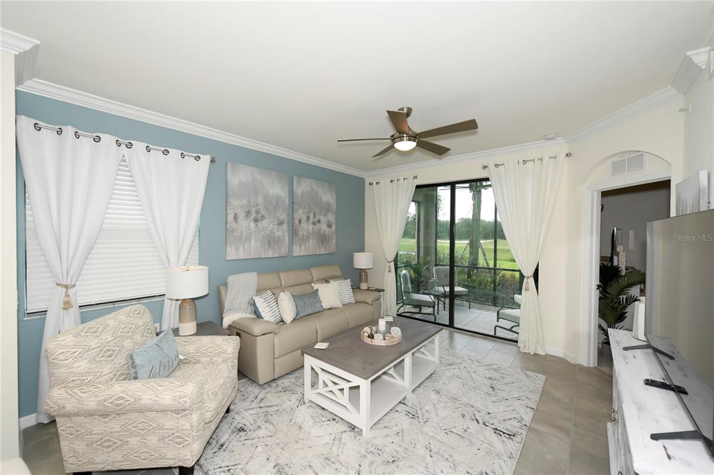 LAKEWOOD NATIONAL - Residential Lease