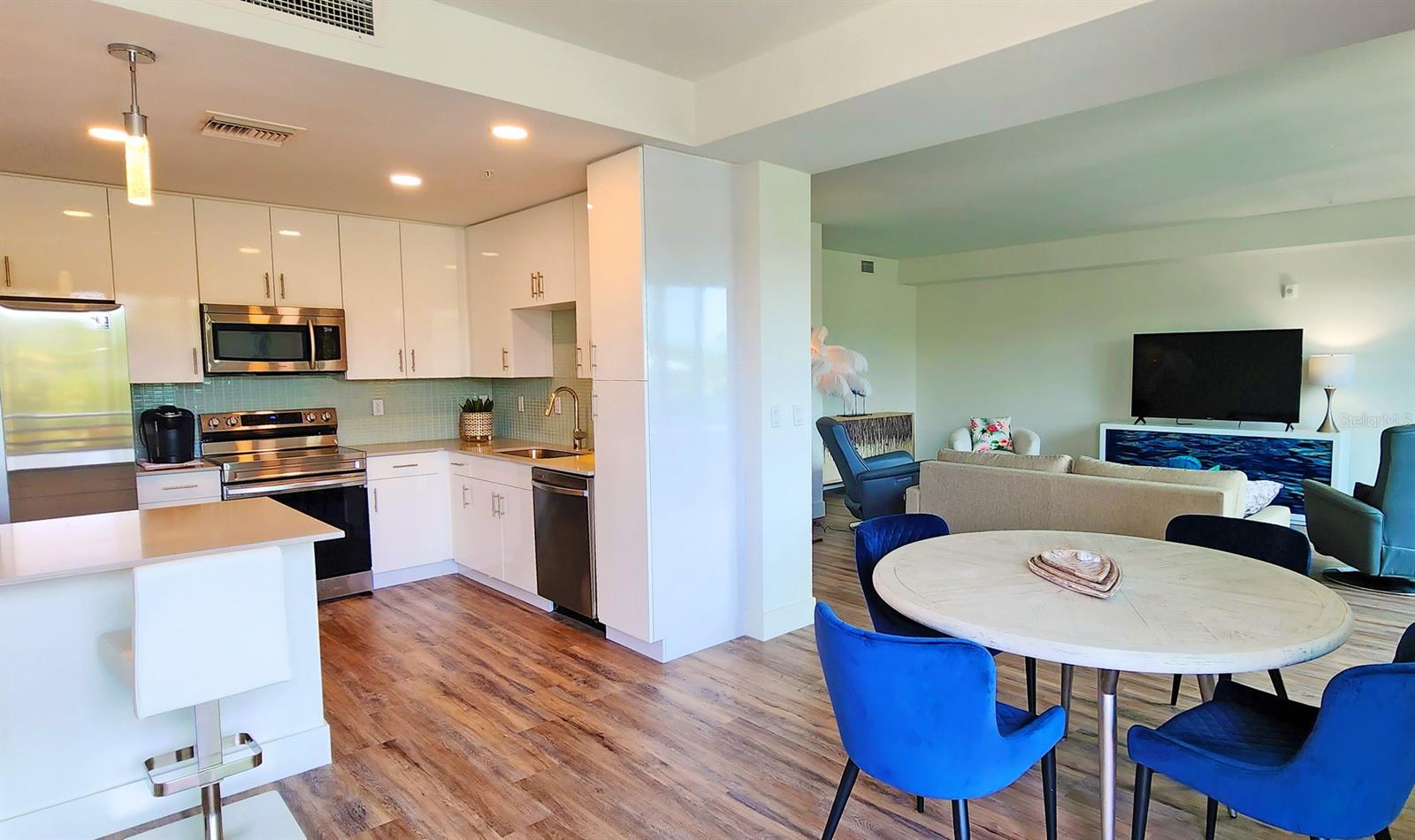 THE STRAND SARASOTA - Residential Lease