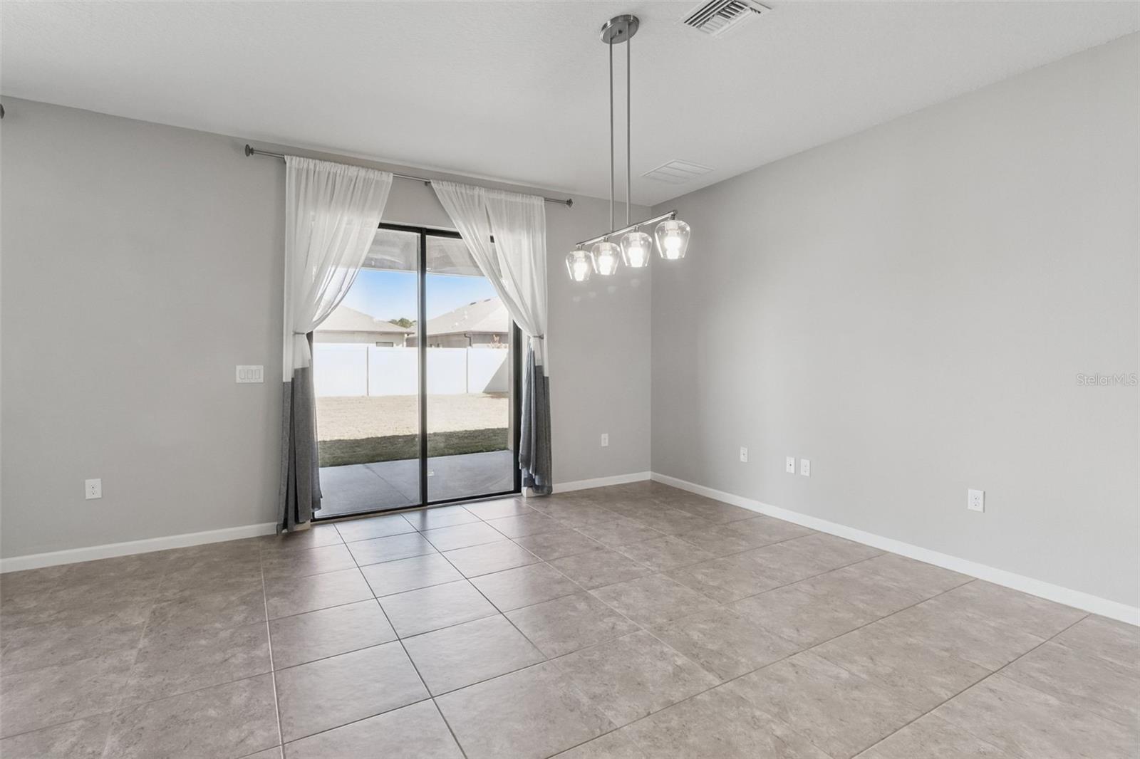 SAWGRASS LAKES PH 3 - Residential