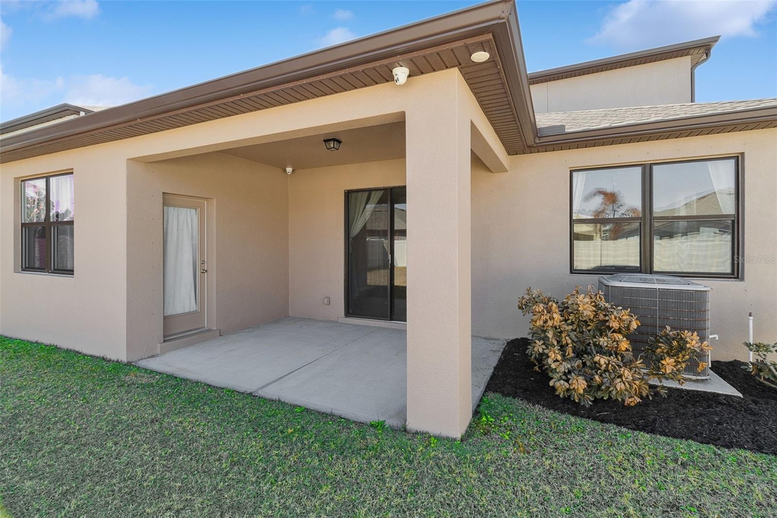 SAWGRASS LAKES PH 3 - Residential