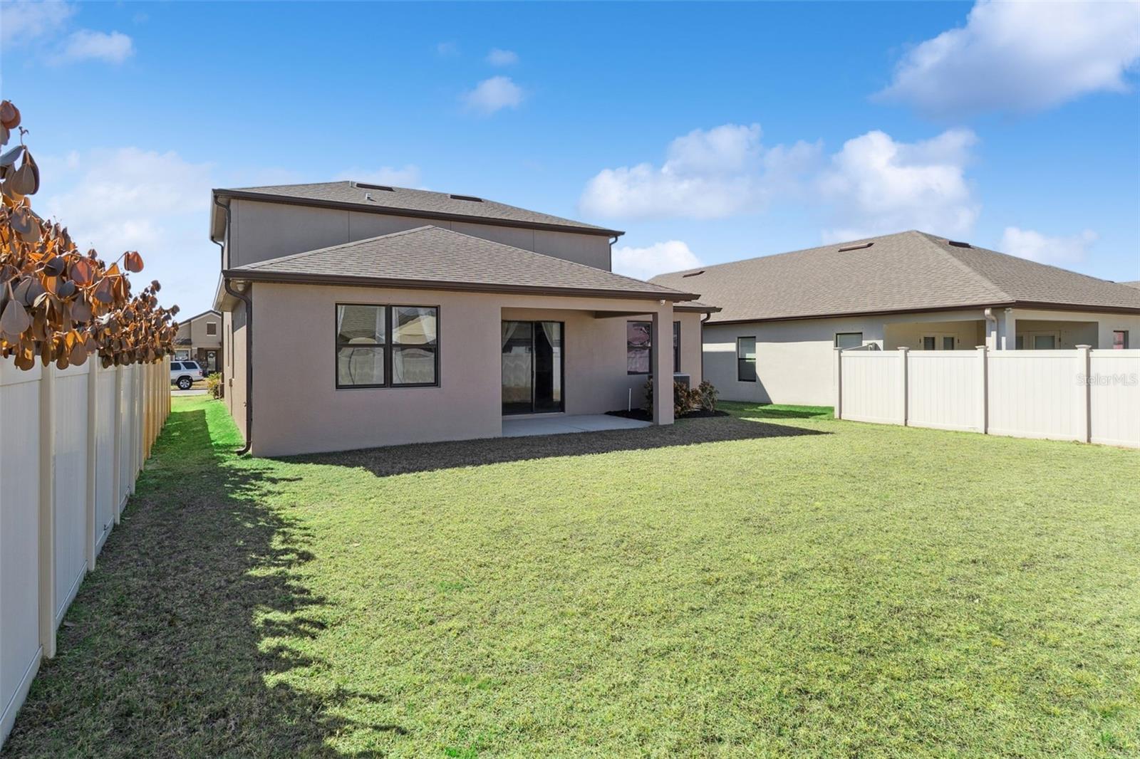 SAWGRASS LAKES PH 3 - Residential