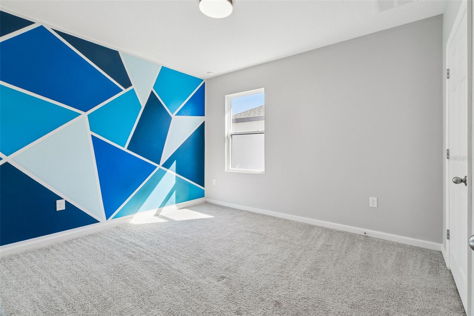 SAWGRASS LAKES PH 3 - Residential