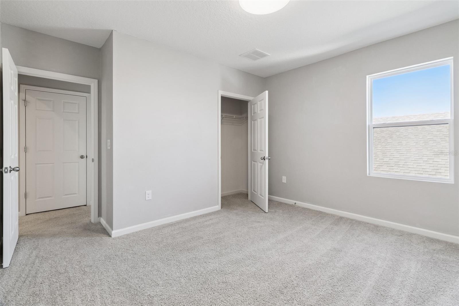 SAWGRASS LAKES PH 3 - Residential