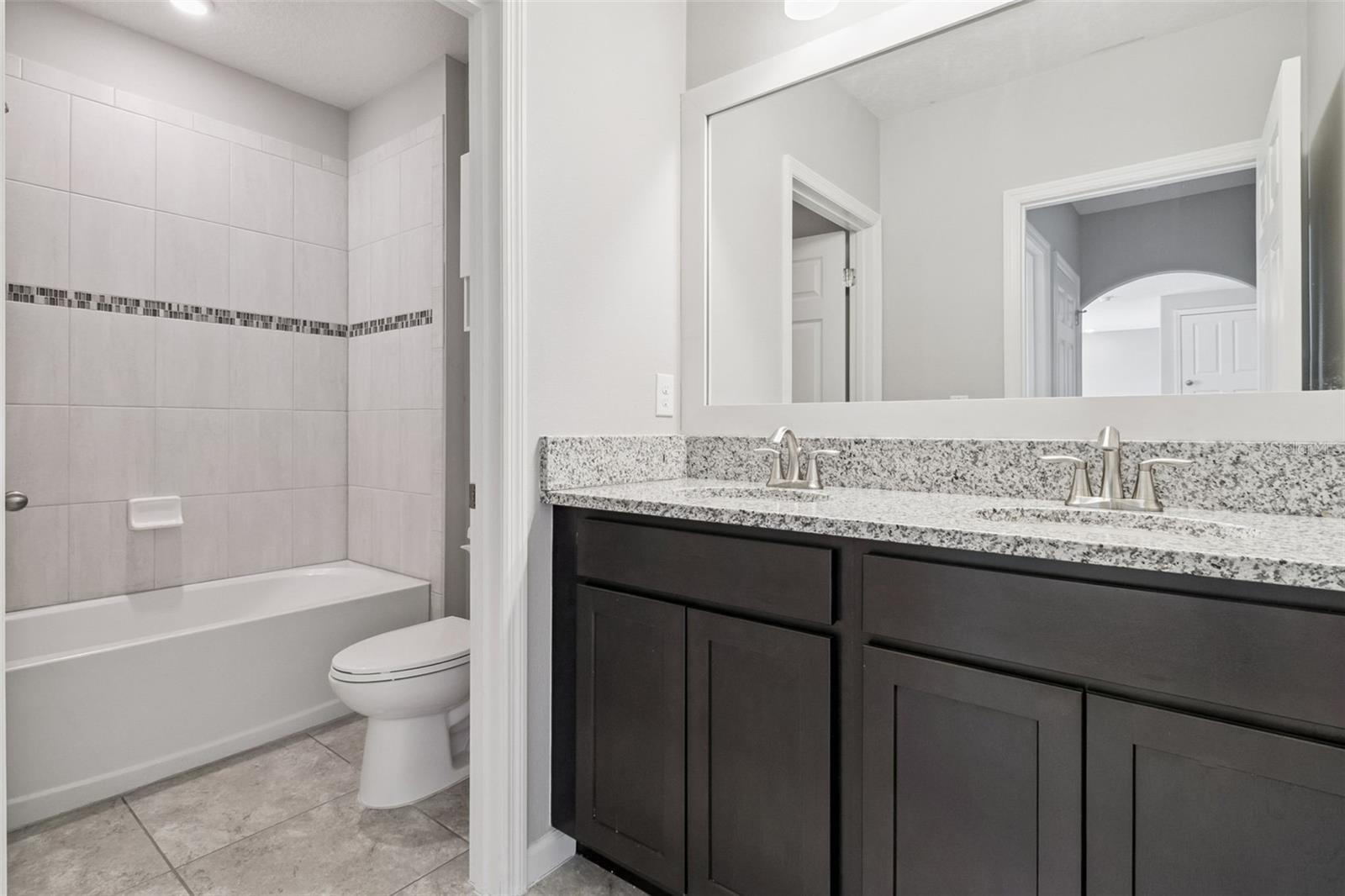 SAWGRASS LAKES PH 3 - Residential