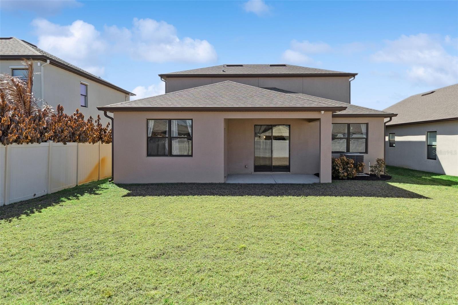 SAWGRASS LAKES PH 3 - Residential