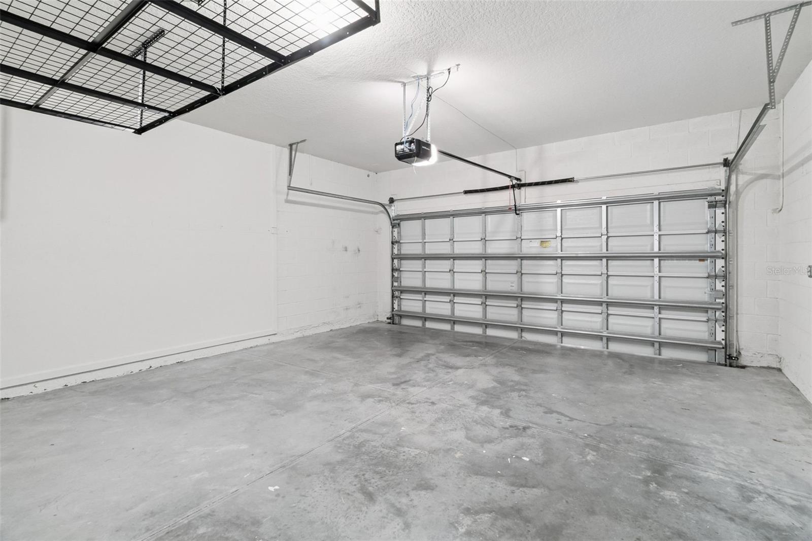 SAWGRASS LAKES PH 3 - Residential