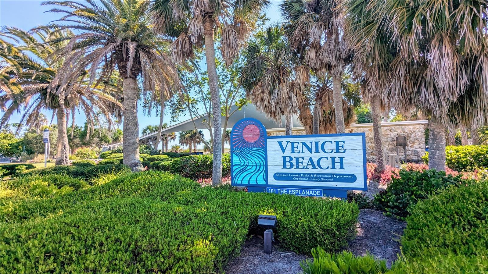 VENICE AVE CONDO - Residential