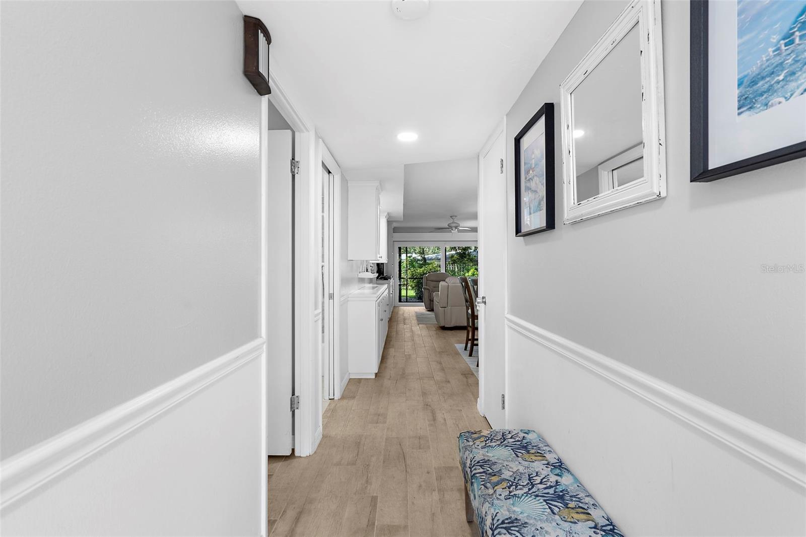 VENICE AVE CONDO - Residential