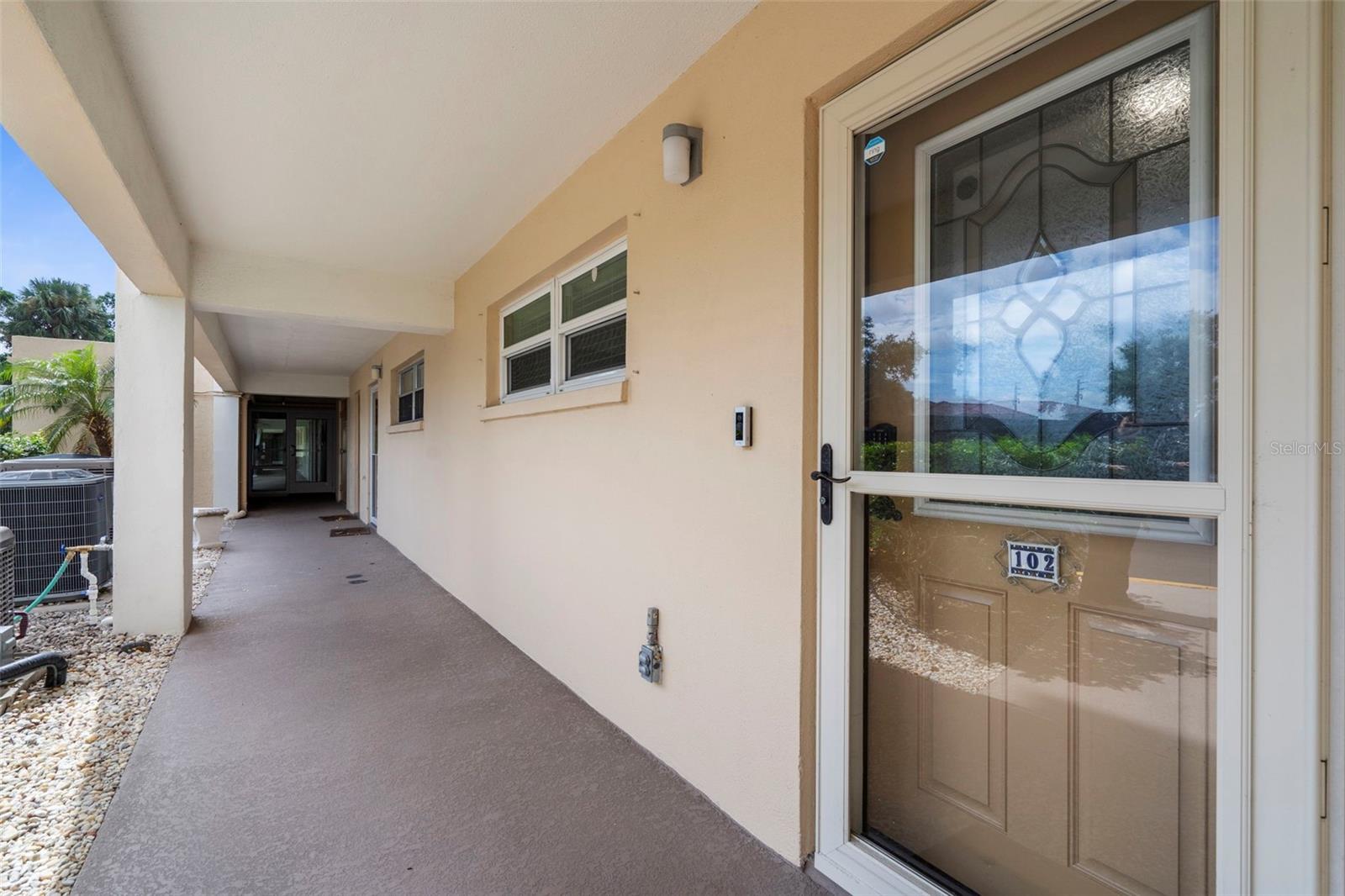 VENICE AVE CONDO - Residential
