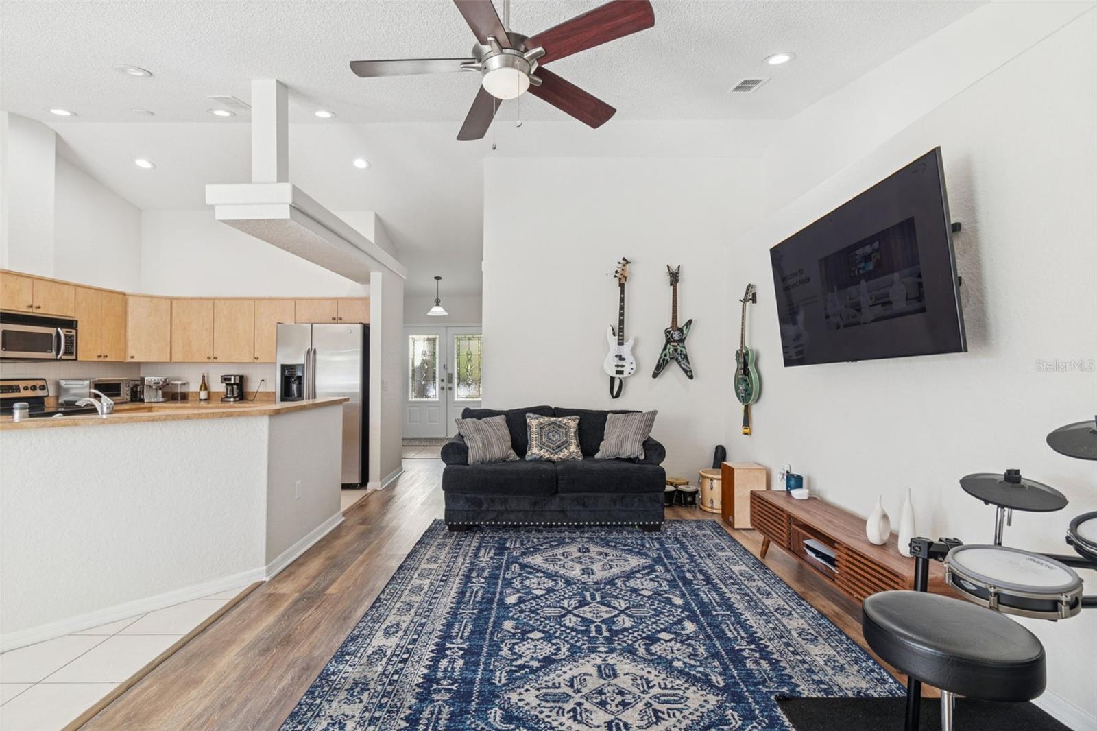 SPRING HILL - Residential