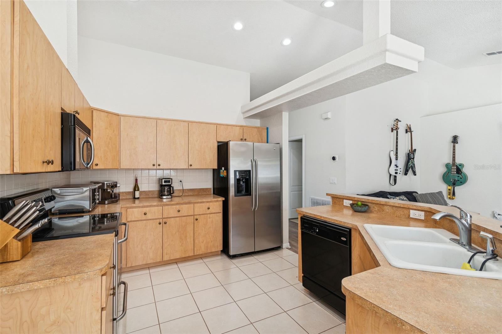 SPRING HILL - Residential