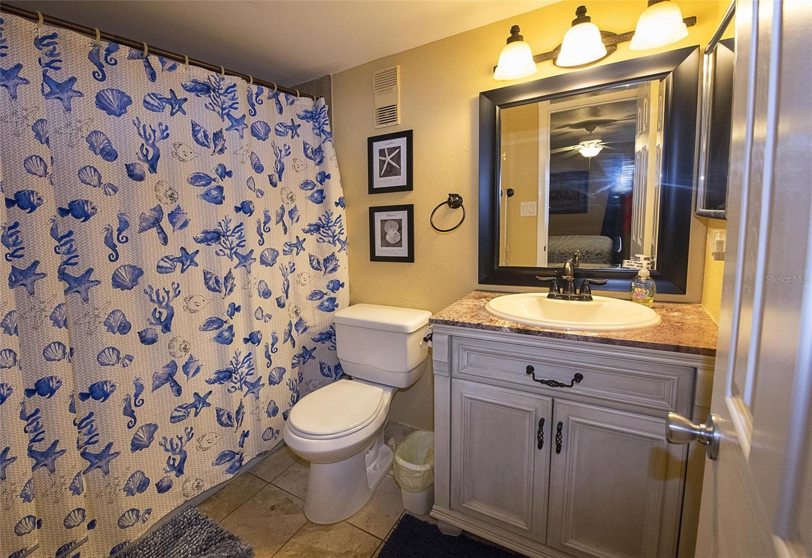 OCEAN REEF VILLAS - Residential Lease