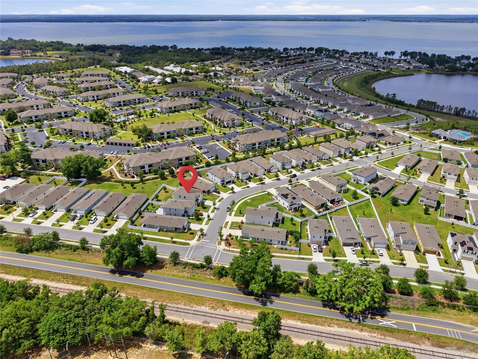 AVALON PARK TAVARES PH 1 - Residential