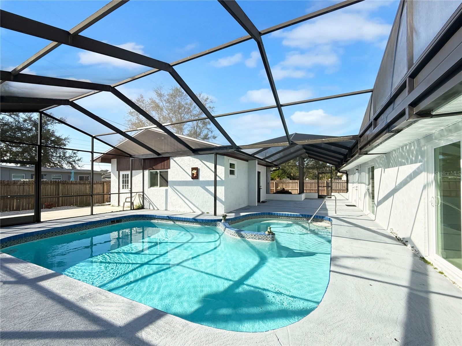 RIDGEWOOD ESTATES RESUB - Residential