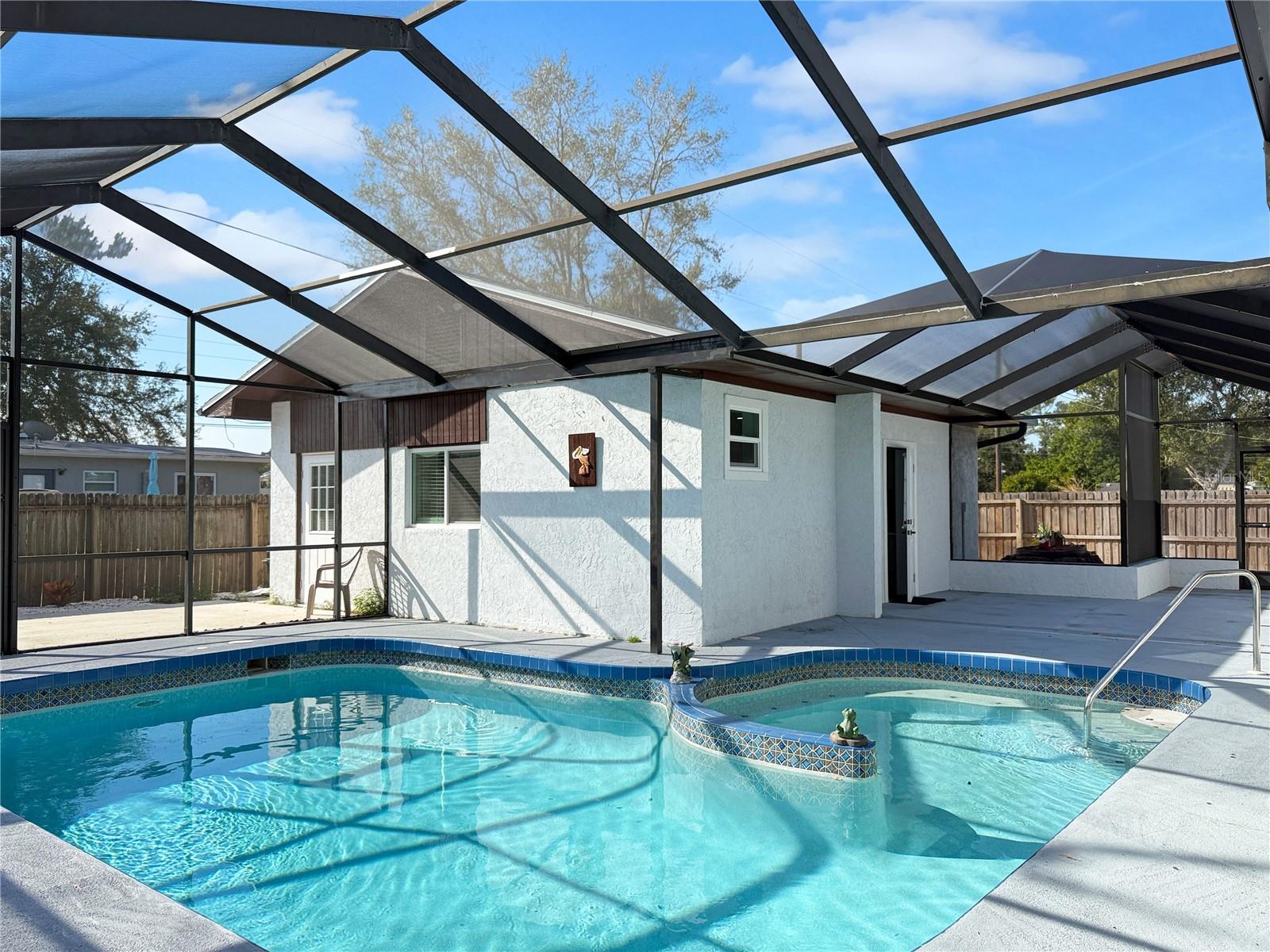 RIDGEWOOD ESTATES RESUB - Residential