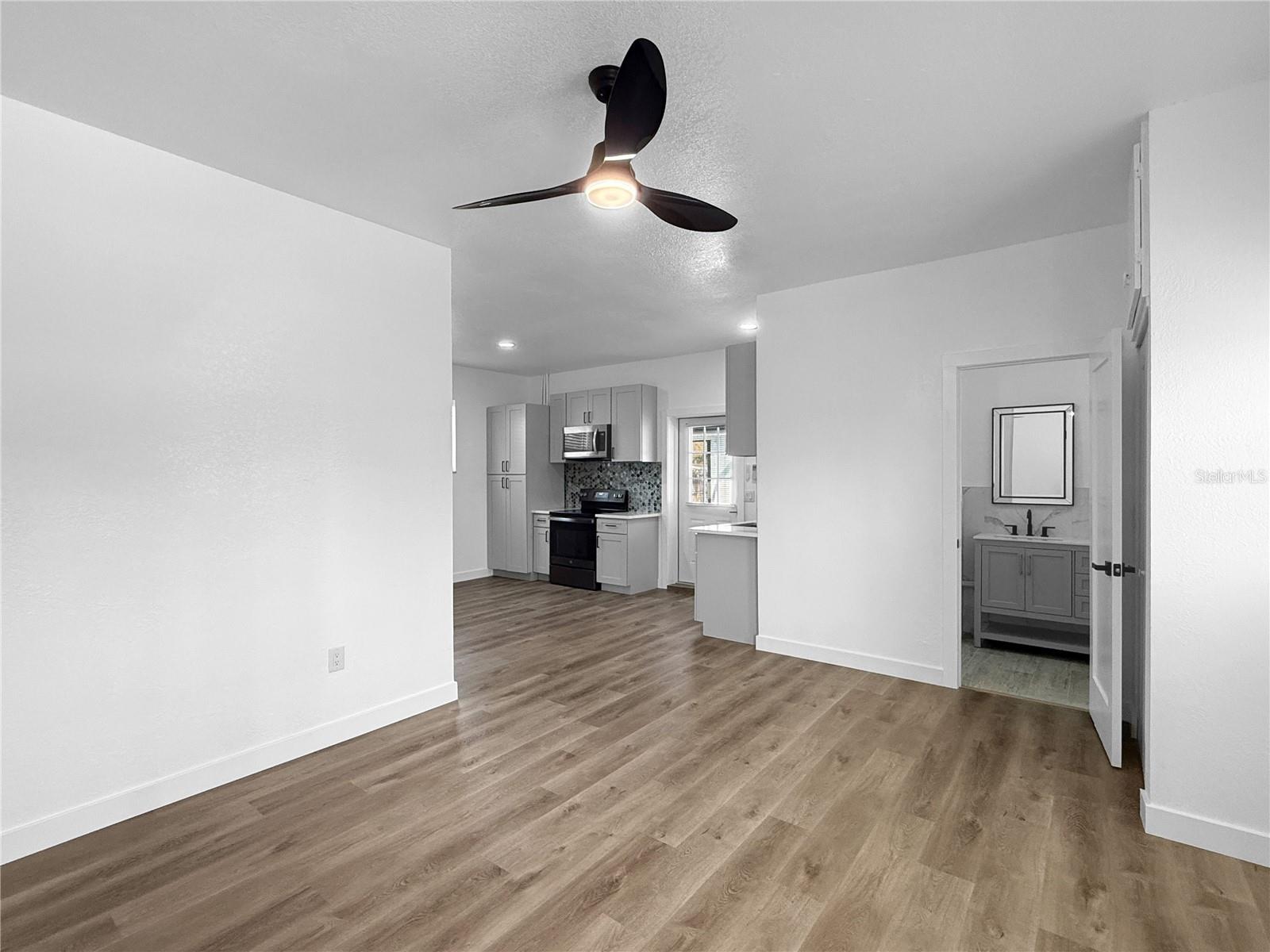 RIDGEWOOD ESTATES RESUB - Residential