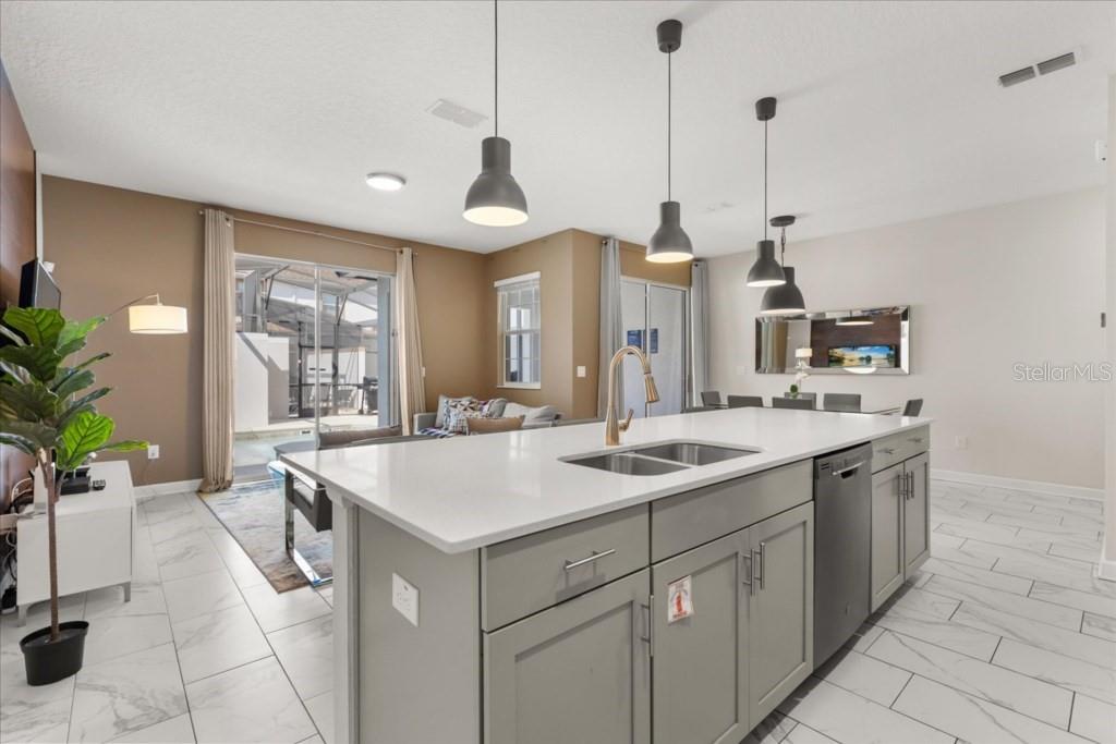 STOREY LAKE PH 3 - Residential