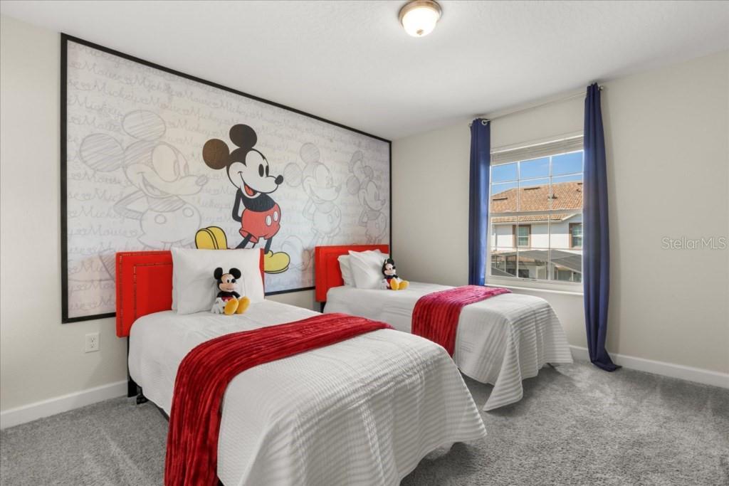 STOREY LAKE PH 3 - Residential