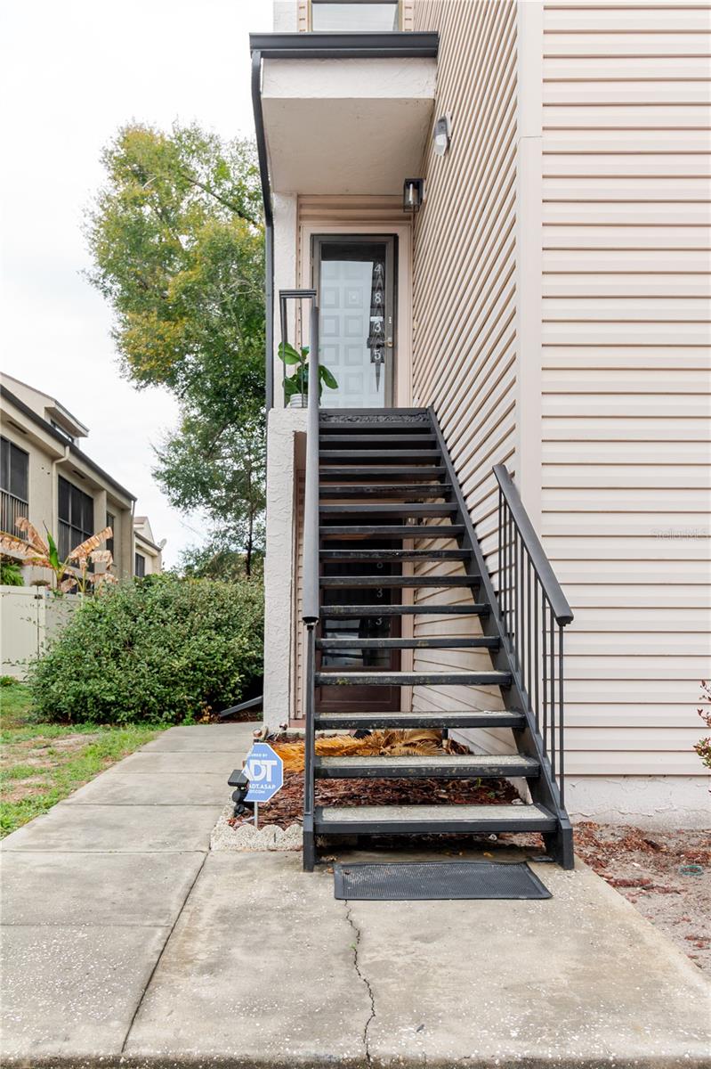 RIVER OAKS CONDO I - Residential