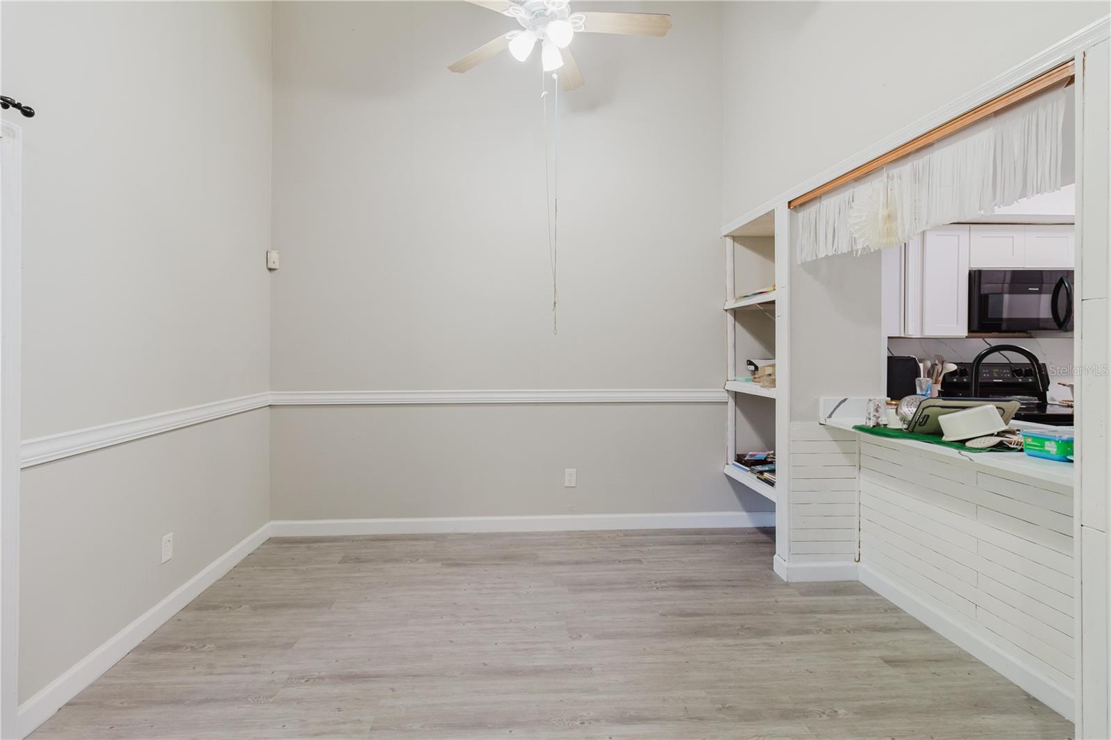 RIVER OAKS CONDO I - Residential