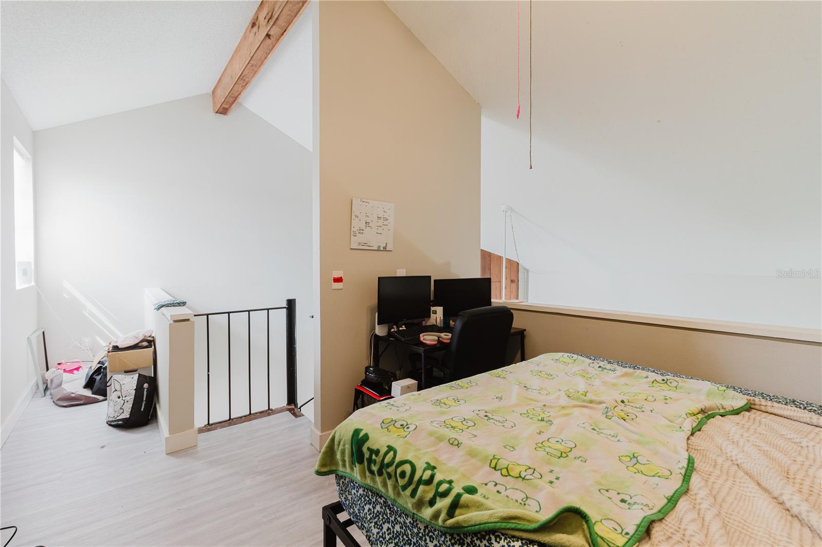 RIVER OAKS CONDO I - Residential