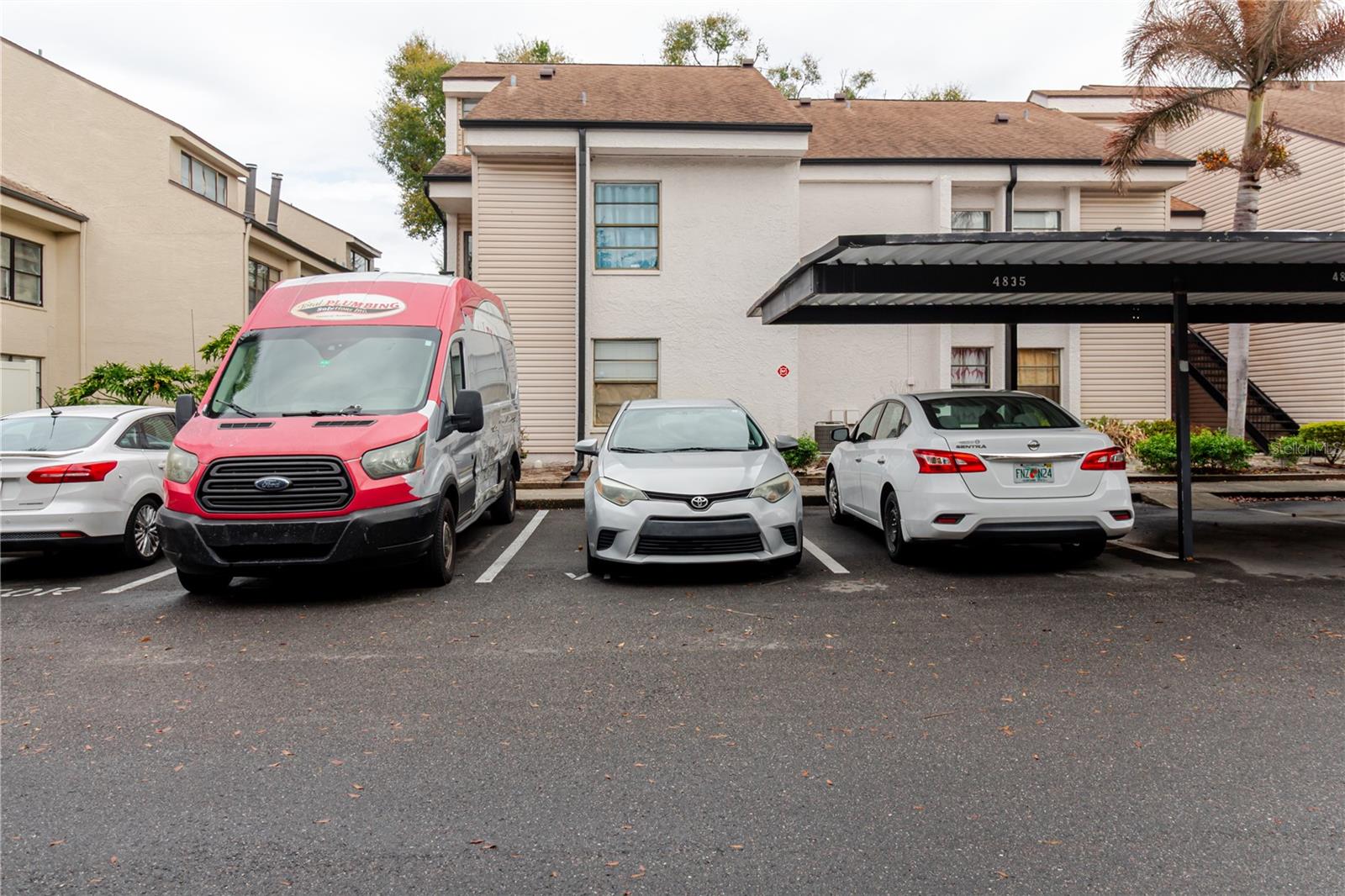 RIVER OAKS CONDO I - Residential