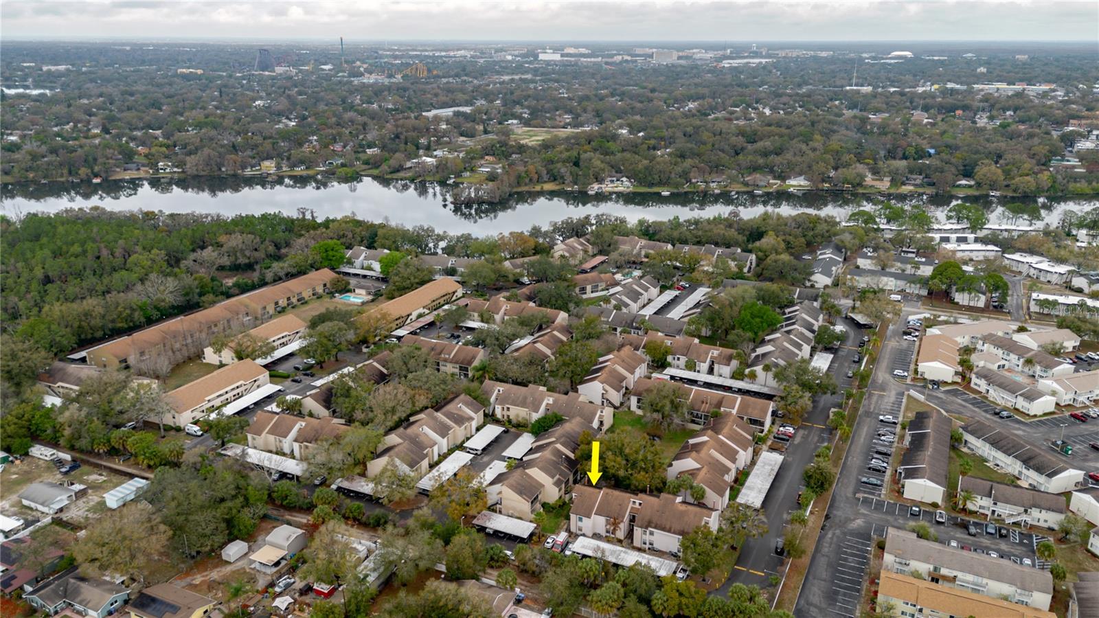 RIVER OAKS CONDO I - Residential