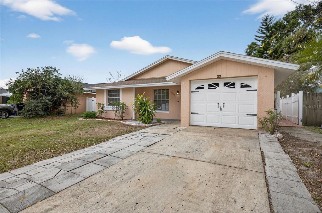 Photo of 16112 Foxfire Drive, Tampa, FL 33618 (MLS # TB8474003)