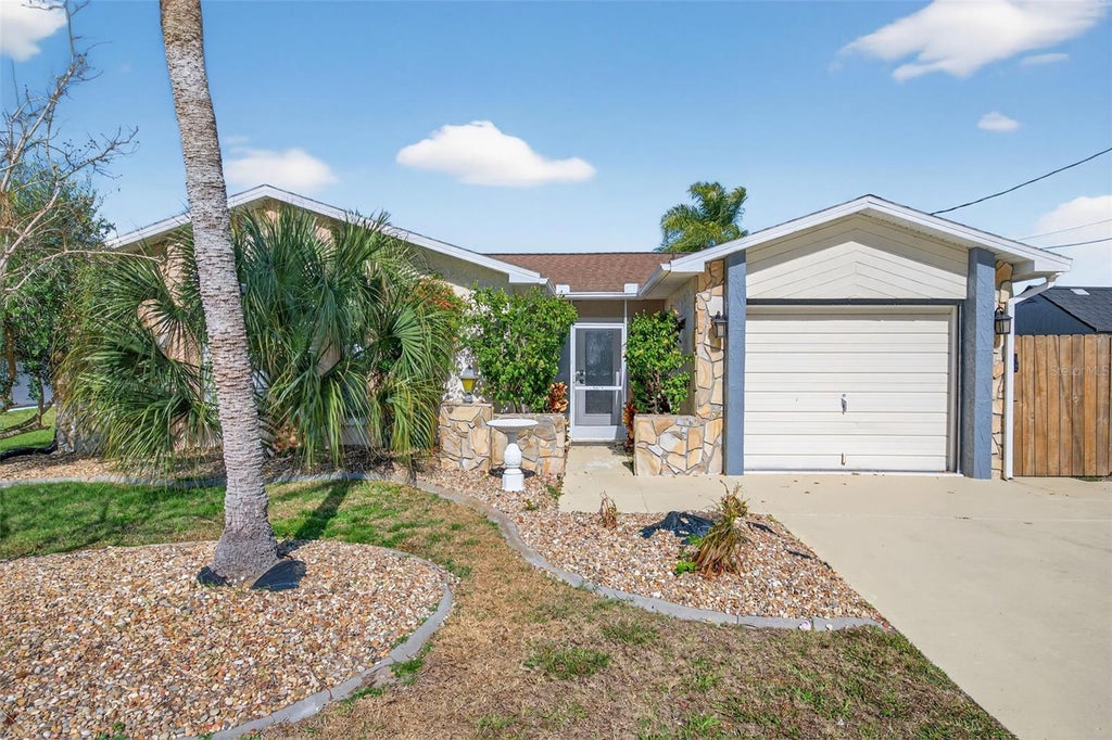 Photo of 7623 Mako Drive, Hudson, FL 34667 (MLS # W7889923)