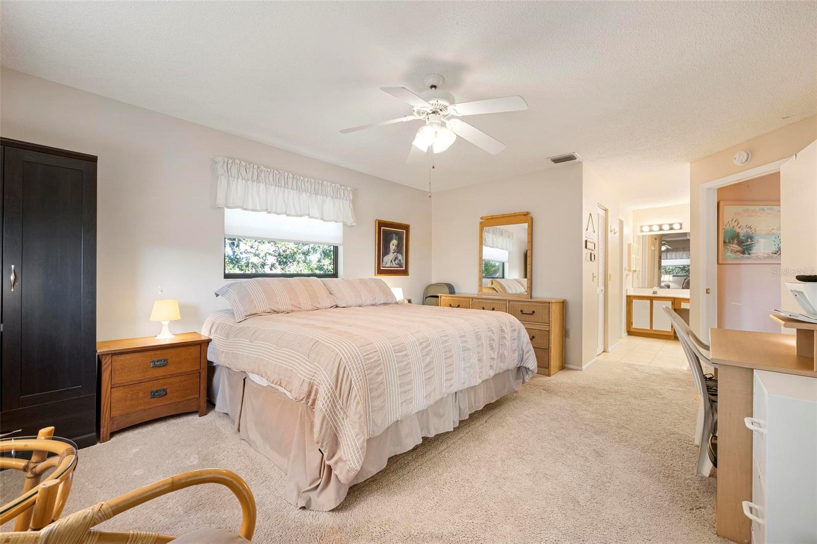 PINE HOLLOW - Residential