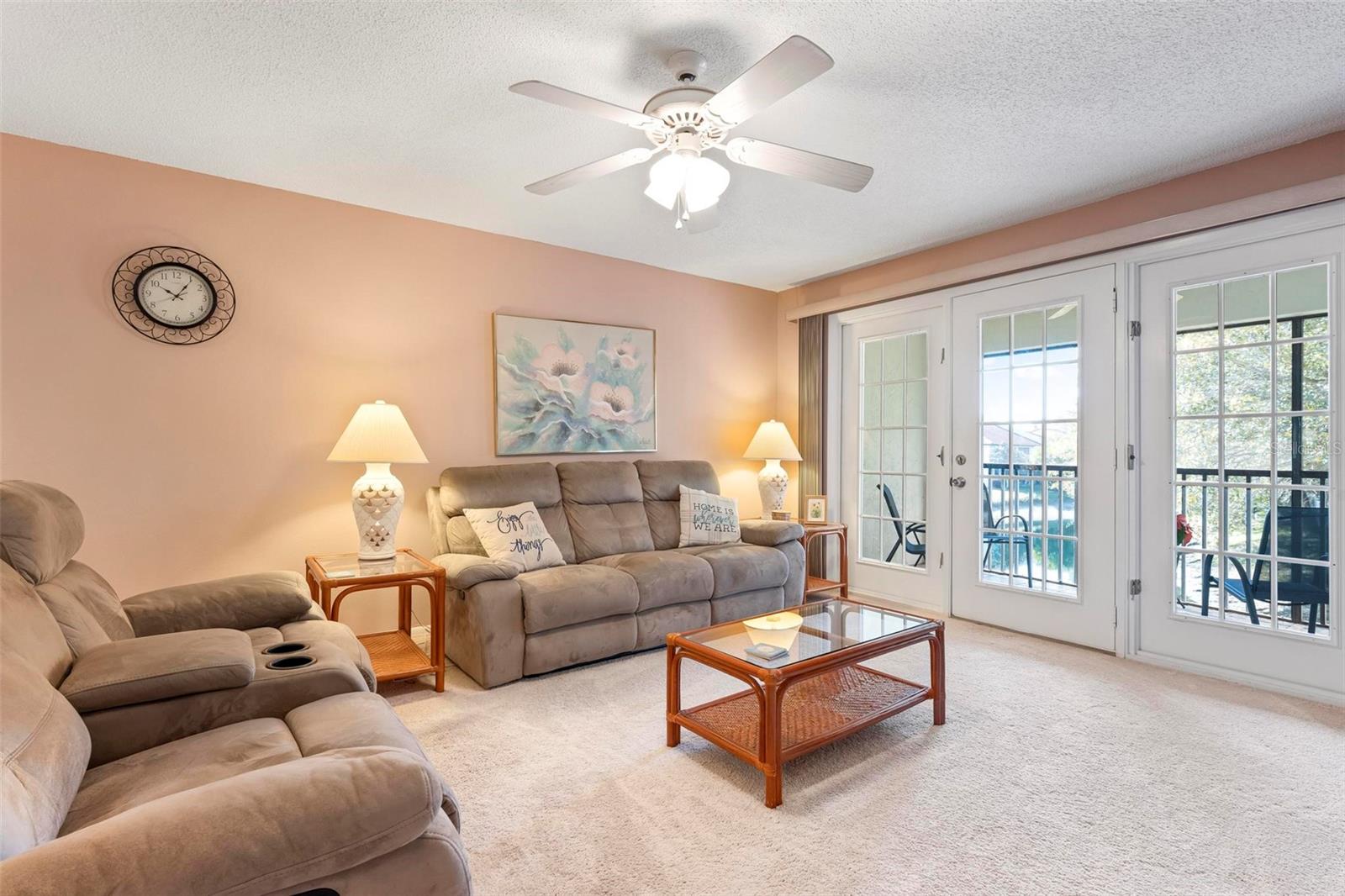 PINE HOLLOW - Residential