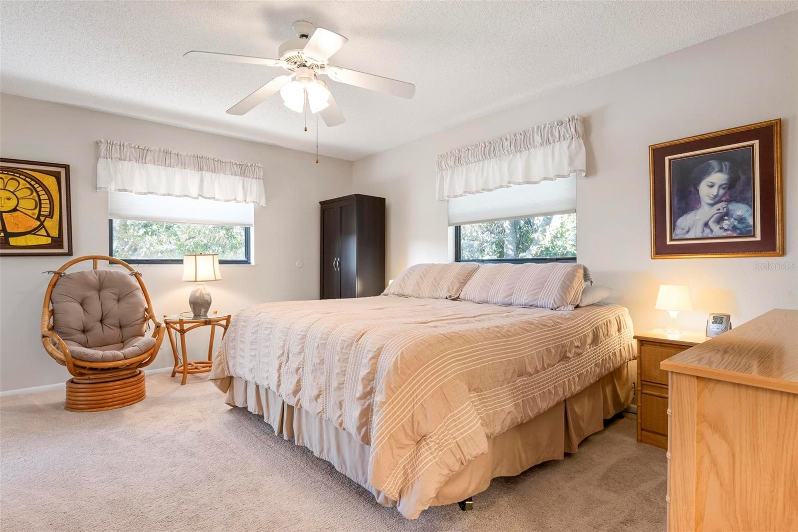 PINE HOLLOW - Residential