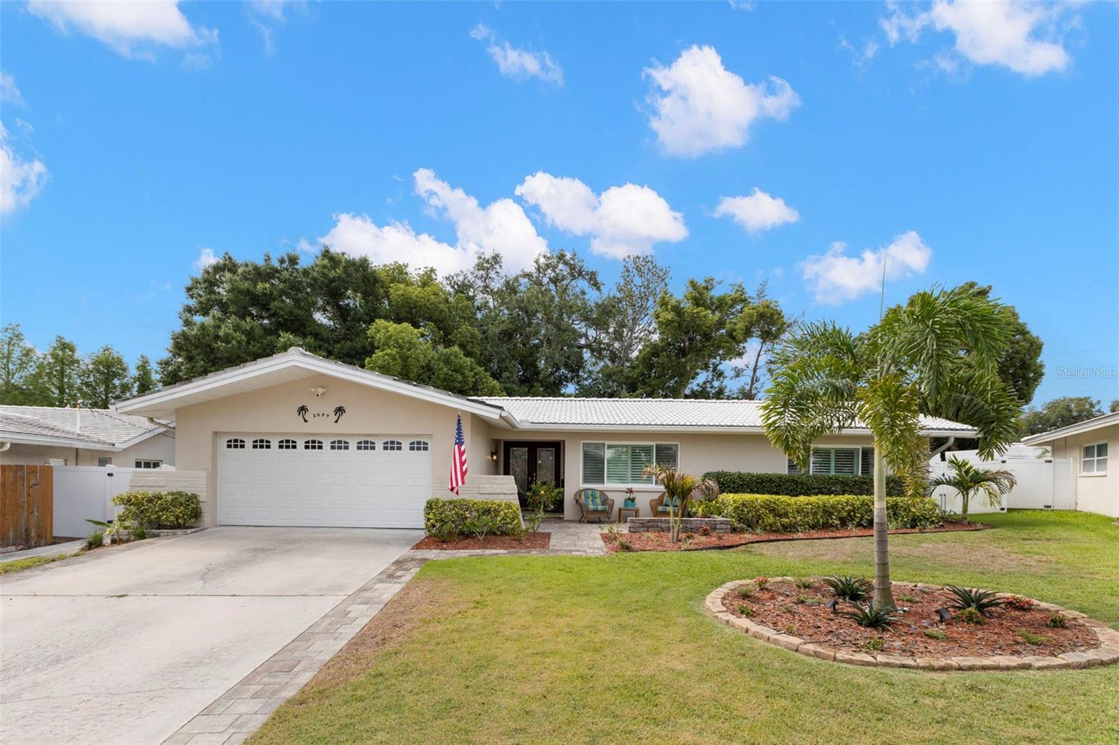 IMPERIAL PARK - Residential