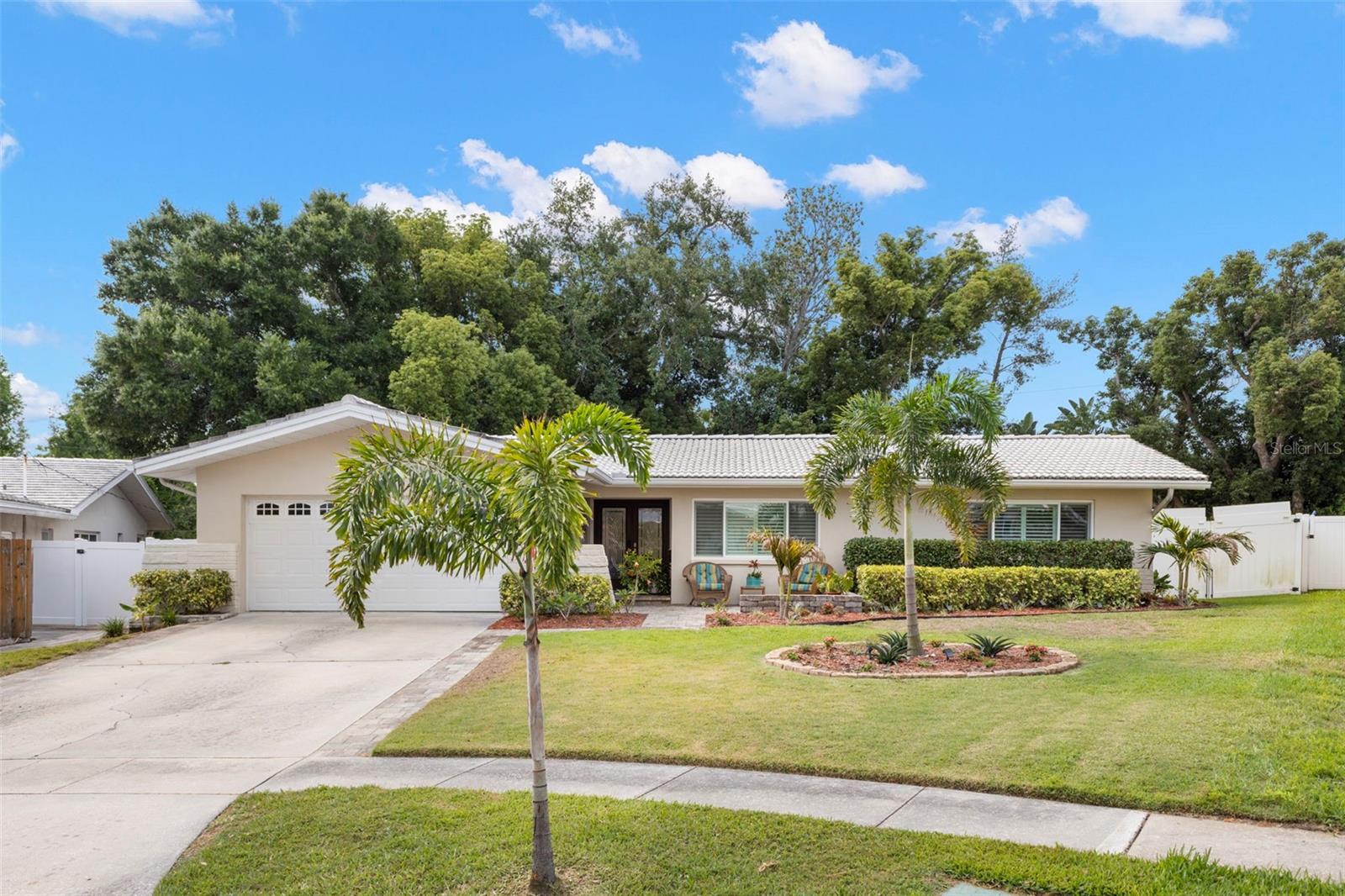 IMPERIAL PARK - Residential