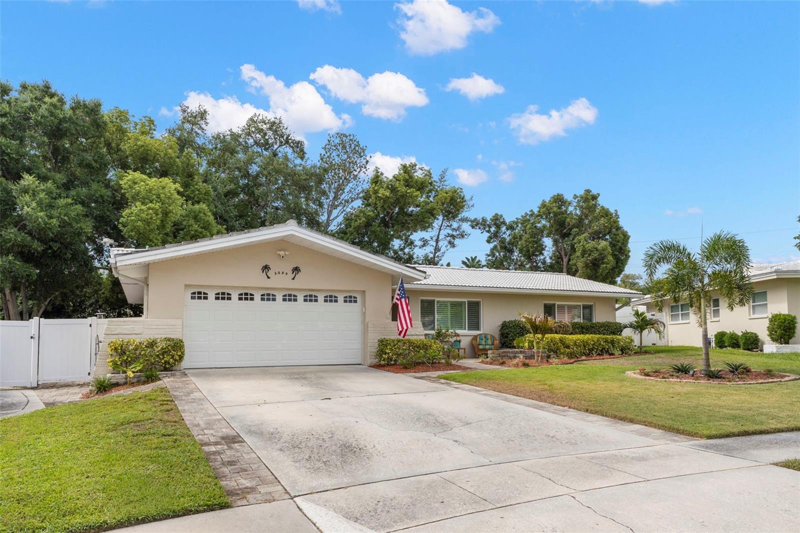 IMPERIAL PARK - Residential
