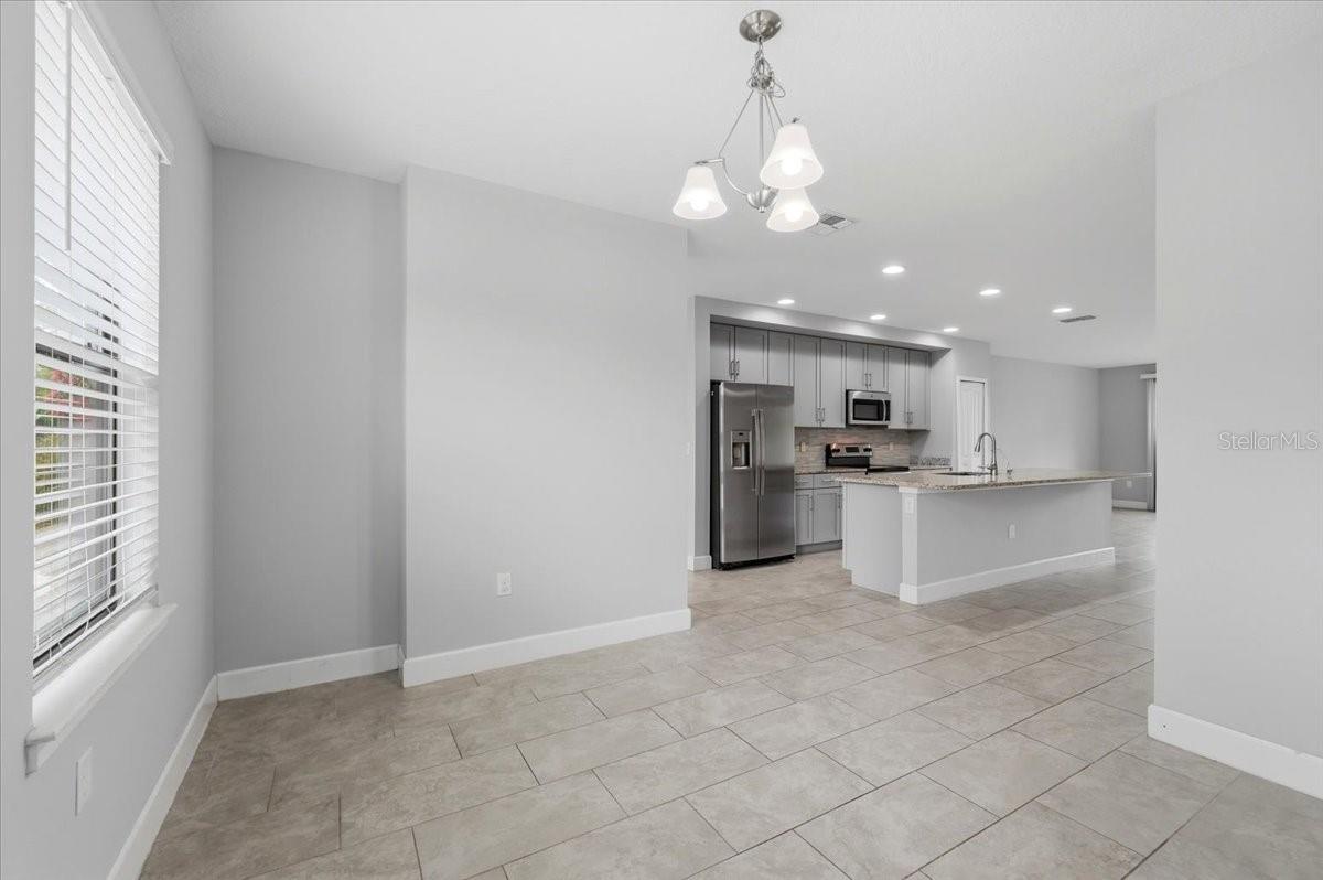 4712 TERRA ESMERALDA DRIVE
