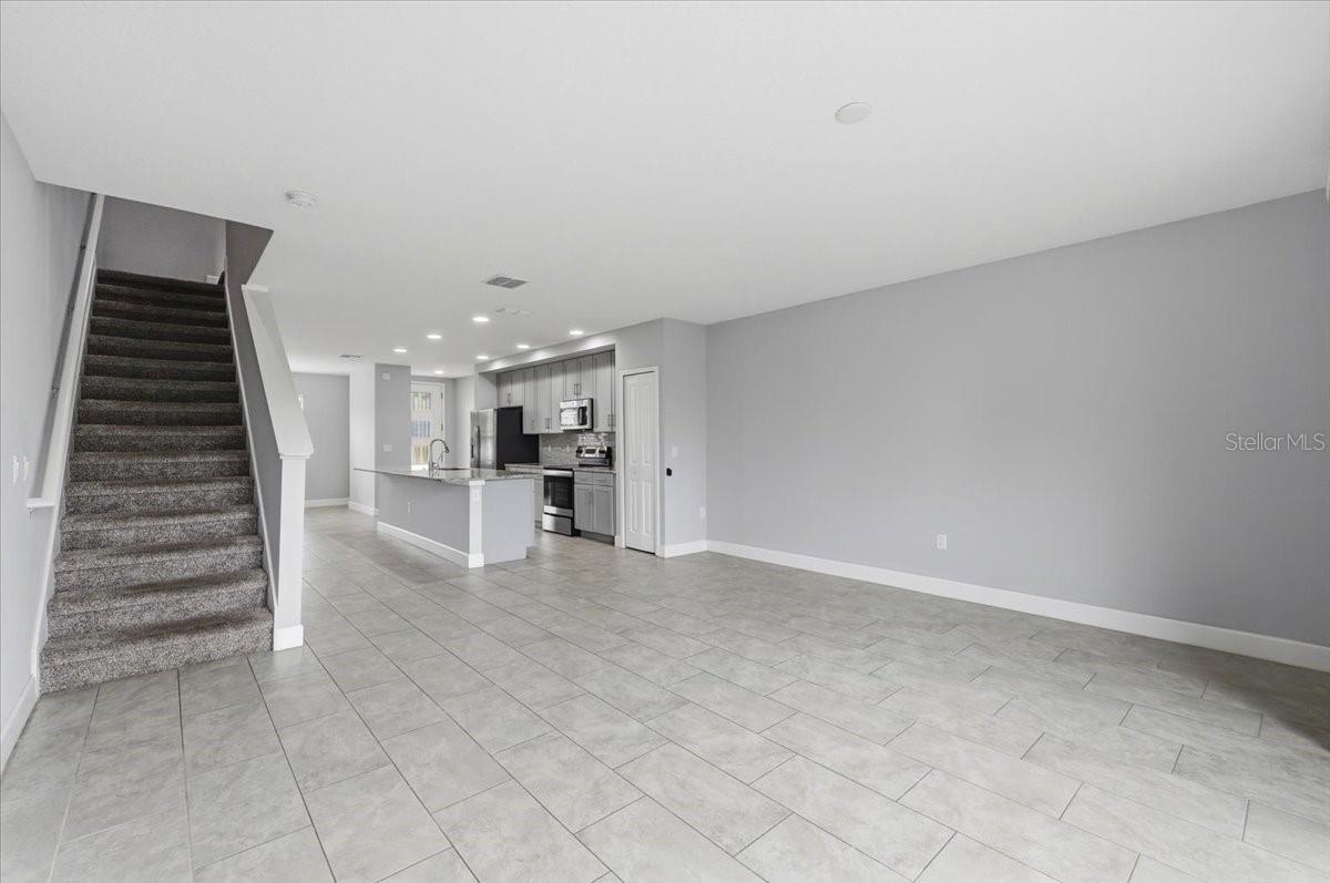 4712 TERRA ESMERALDA DRIVE