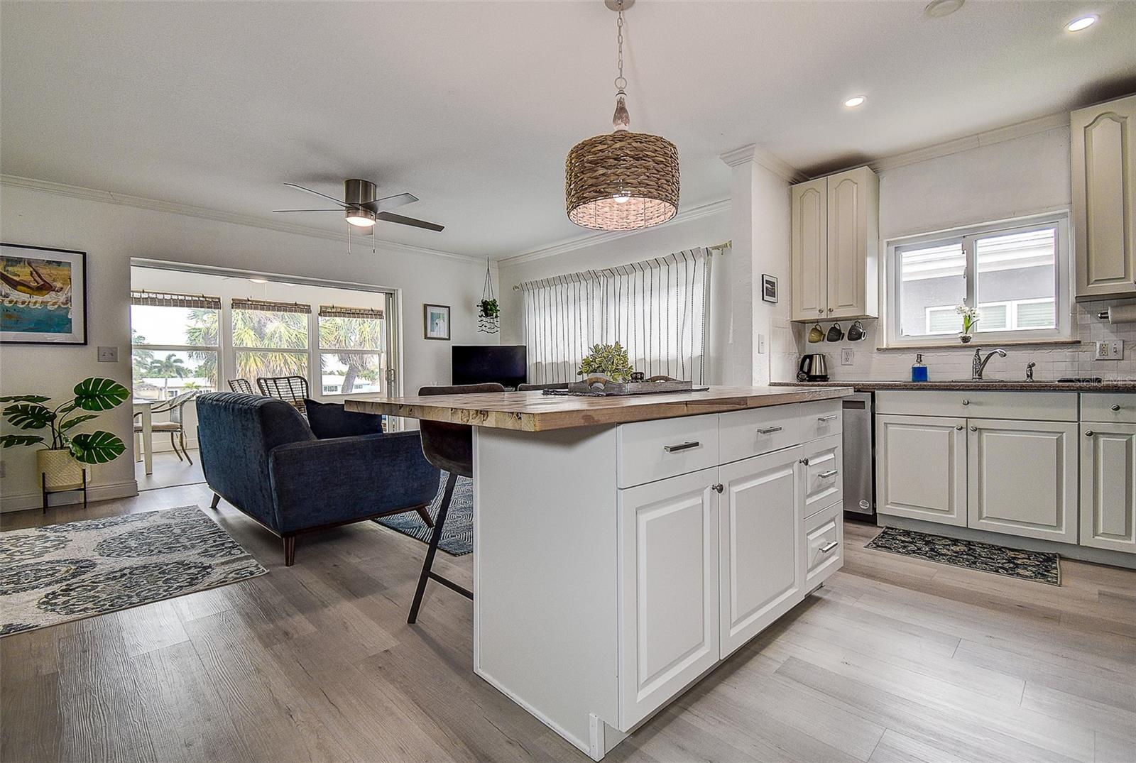 CAPRI OF T I CONDO - Residential