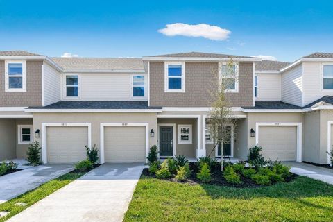 5889 BISCOTTI STREET NOKOMIS FL 34275