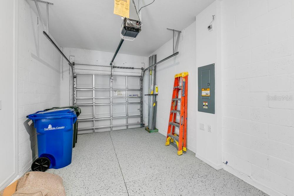 VINTERRA TOWNHOMES - Residential