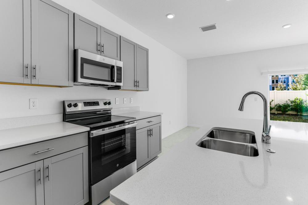 5889 BISCOTTI STREET