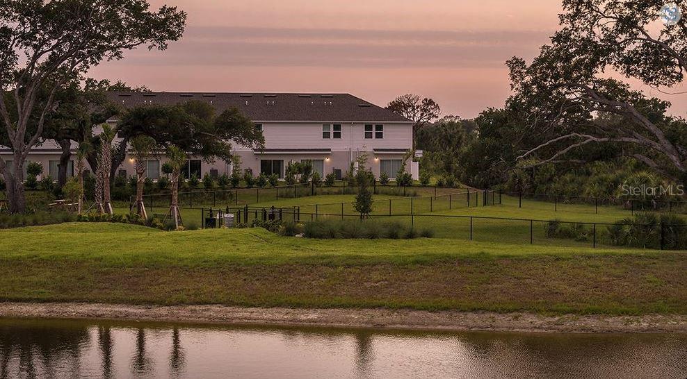 VINTERRA TOWNHOMES - Residential